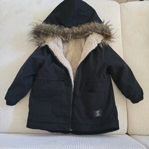 SHEIN Classic Black Kids Puffer Coat with Faux Fur